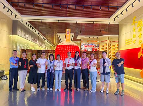 广州体育学院正定乒乓球基地参观学习