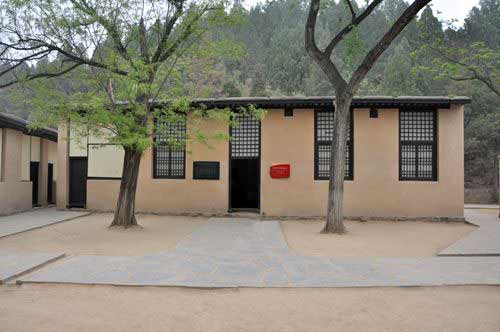 西柏坡赶考精神启示