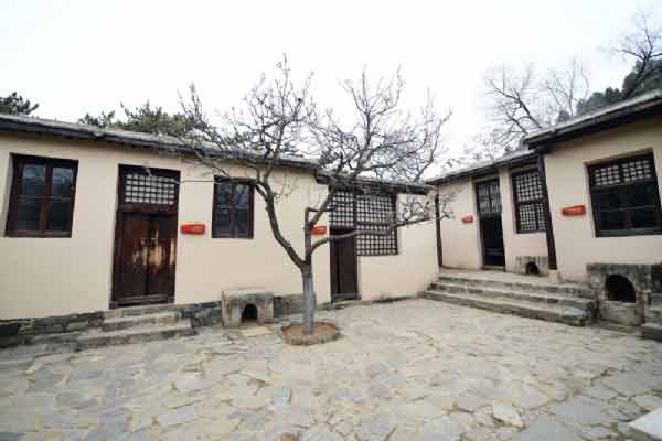 纪委监委西柏坡廉政教育 深悟两个务必赋能新时代反腐